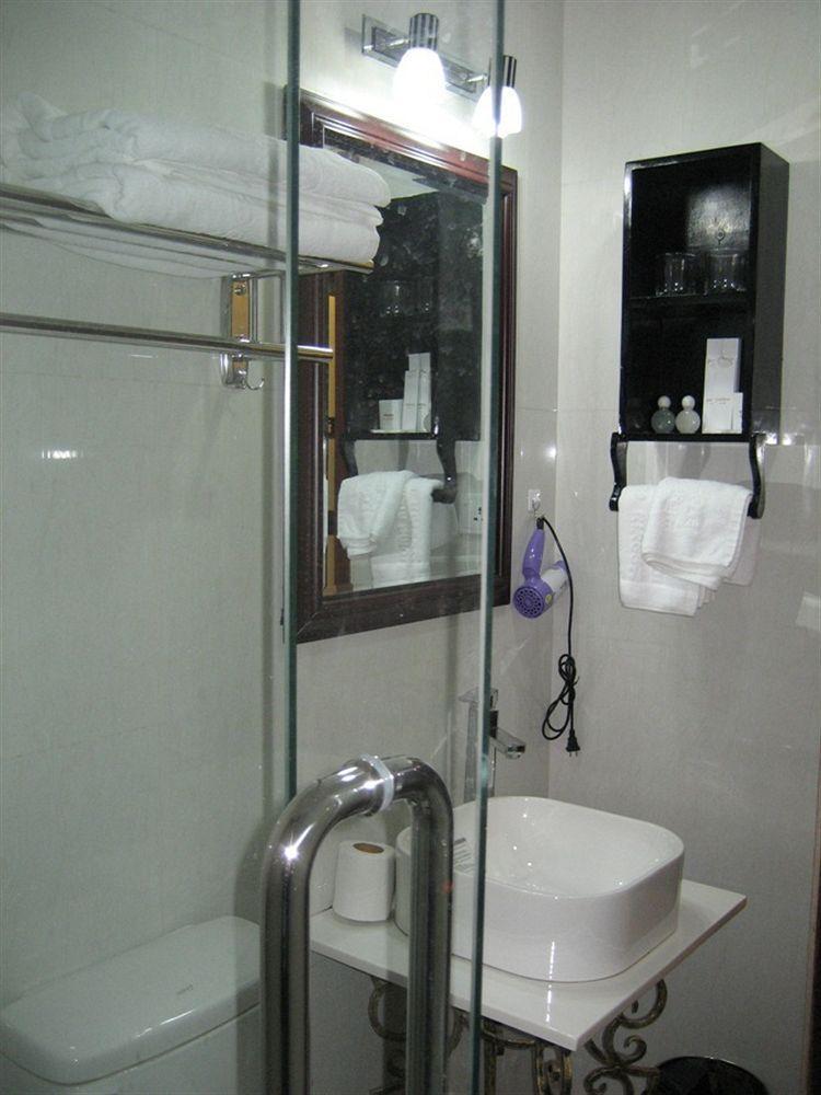 Rumduol Grand Hotel Phnom Penh Exterior photo